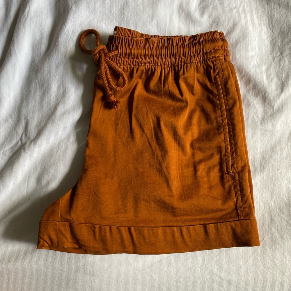 Lou & Grey shorts